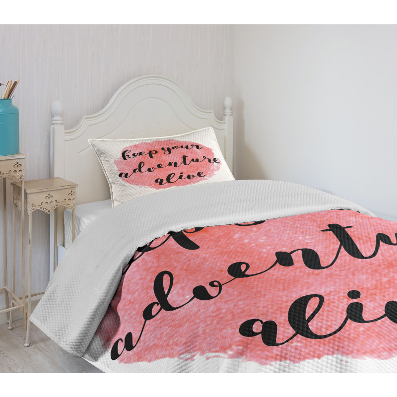 Adventure Alive Bedspread Set