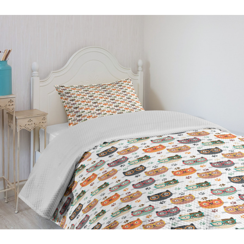 Kitties with Eyeglasses Bedspread Set