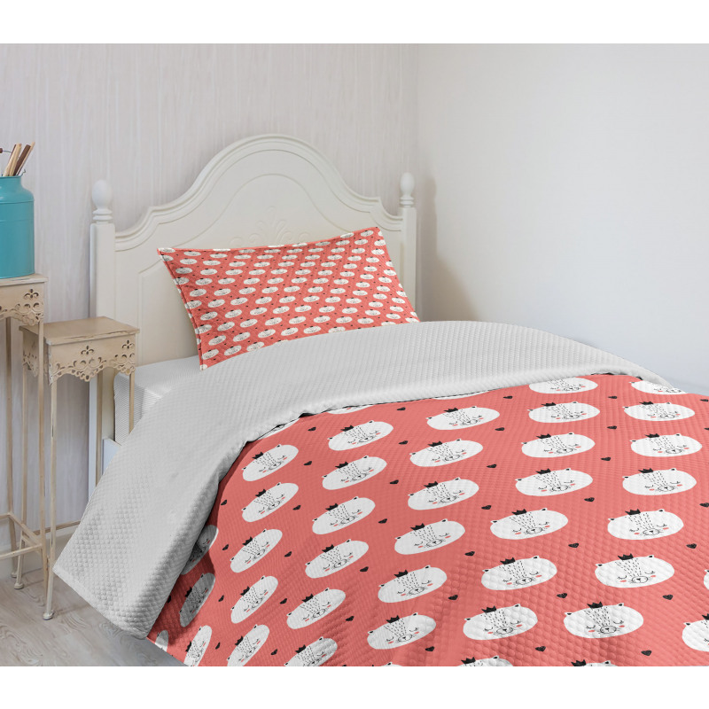 Felines Crowns and Hearts Bedspread Set