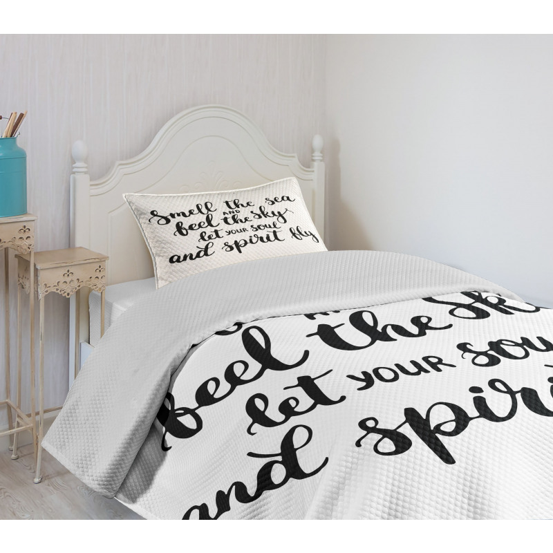 Ink Calligraphy Bedspread Set