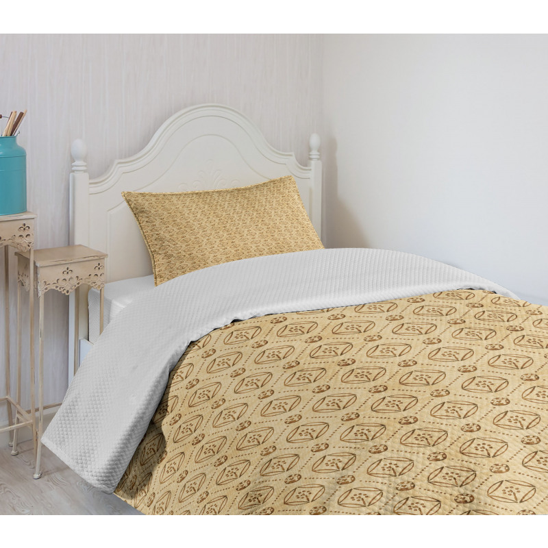 Diamond Shape Dots Bedspread Set