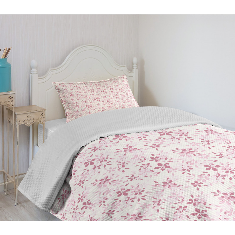 Pink Toned Flower Petals Bedspread Set