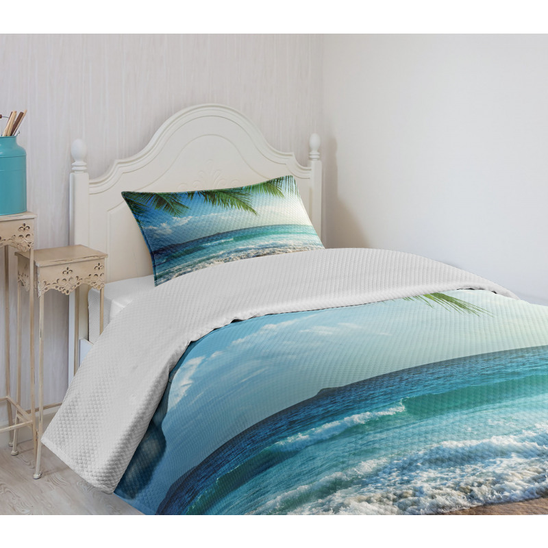 Palms Tropical Island Bedspread Set