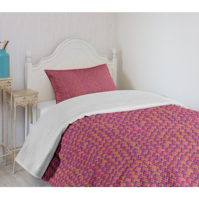 Fish Scale Style Waves Bedspread Set