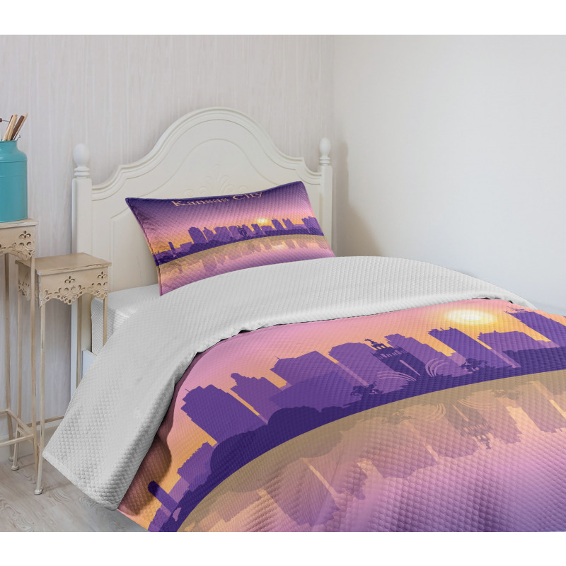 Downtown Cityscape Bedspread Set