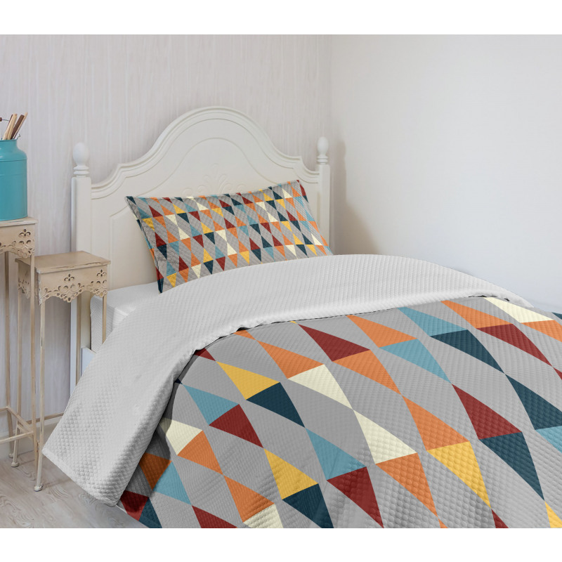 Triangles Diamond Motifs Bedspread Set