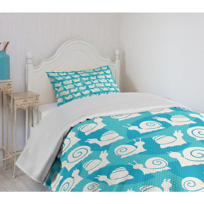 Cartoon Snails Leaves Bedspread Set