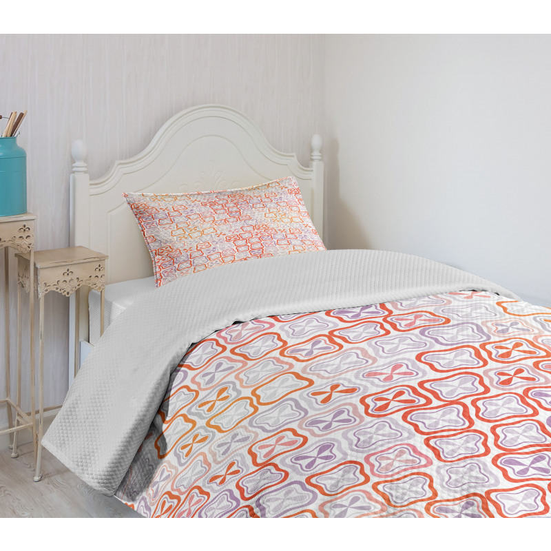 Four-Petal Abstract Flowers Bedspread Set