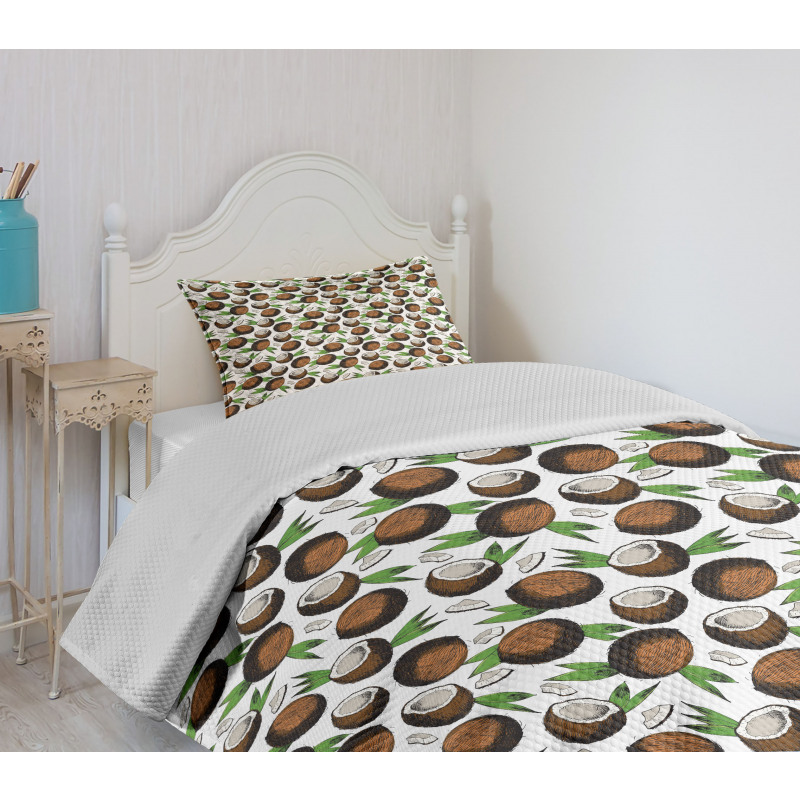 Coconuts Leaves Sketch Bedspread Set