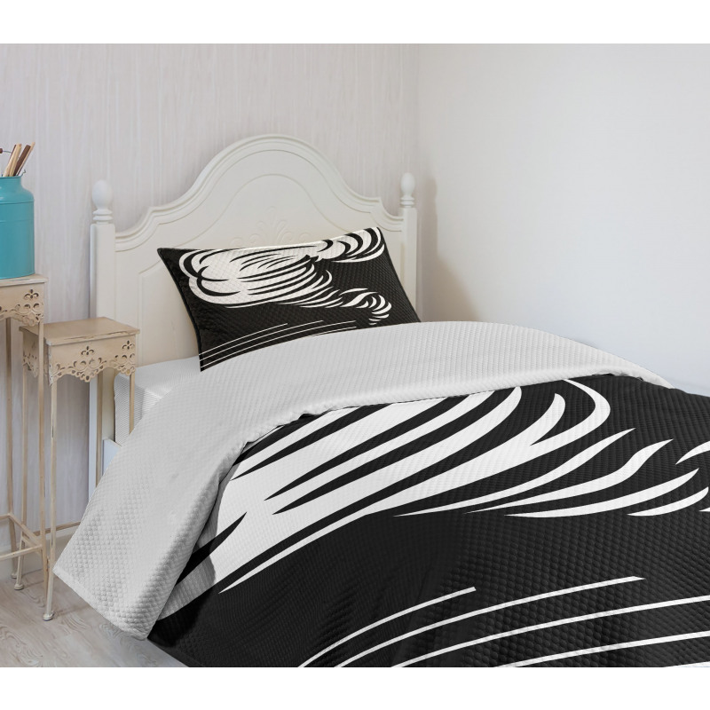 Monochrome Twister Design Bedspread Set