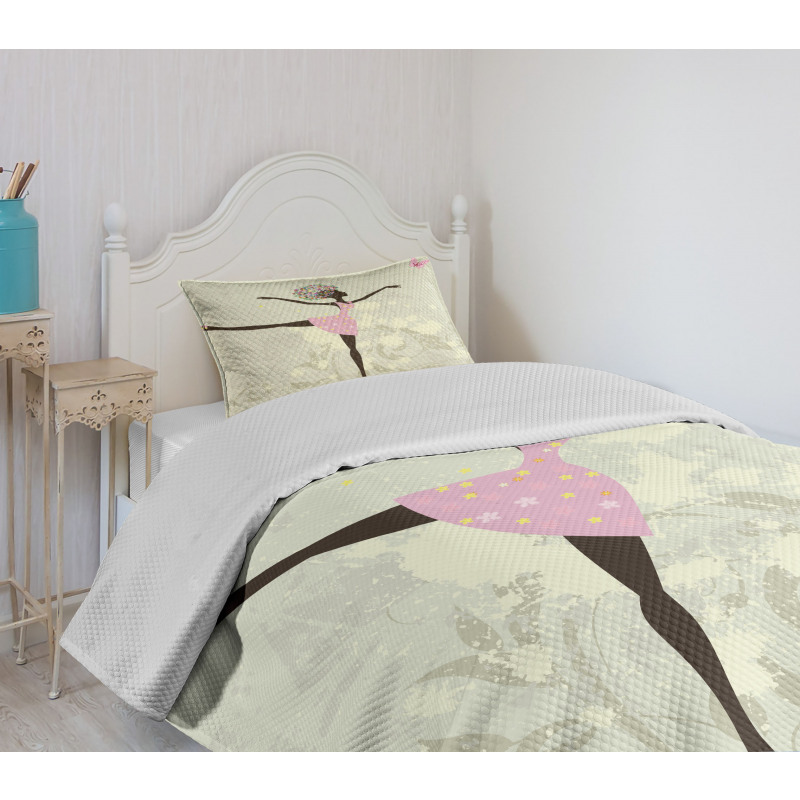 Afro Girl with Floral Hair Bedspread Set