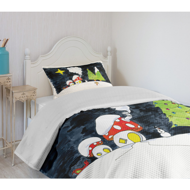 Village Mushroom Houses Bedspread Set