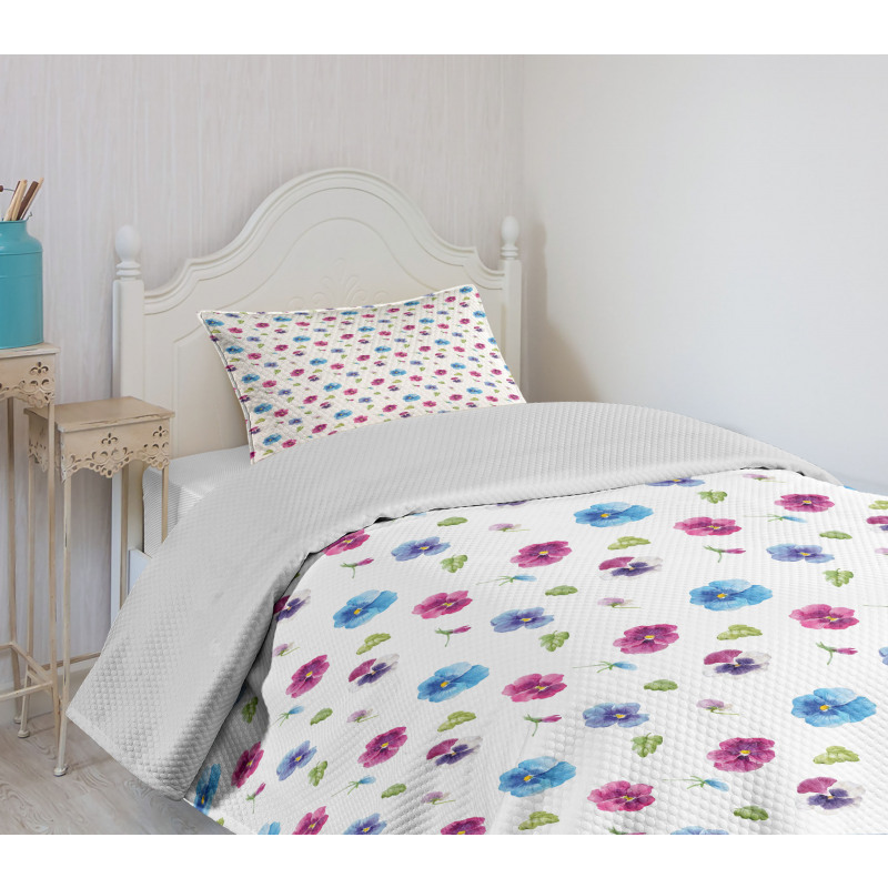 Pansy Petals and Sprouts Bedspread Set