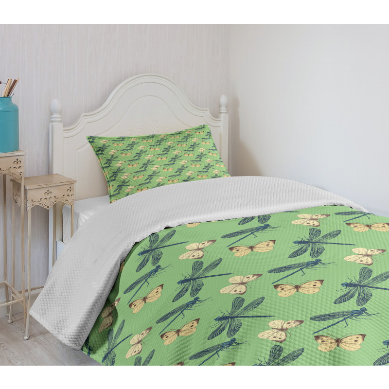 Insects and Butterflies Bedspread Set