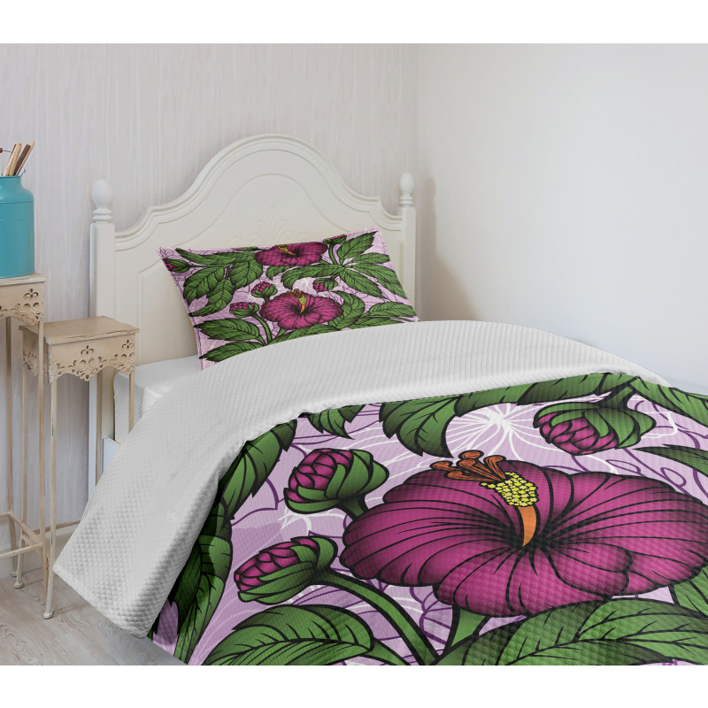 Hibiscus Blossoms Pattern Bedspread Set