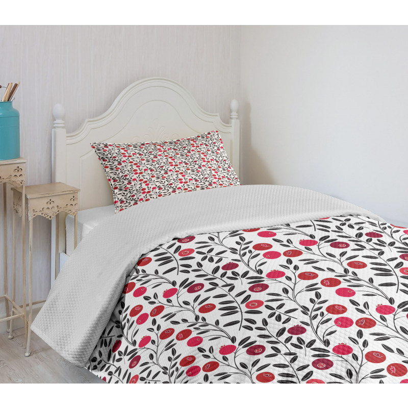 Yummy Berries Leafage Bedspread Set