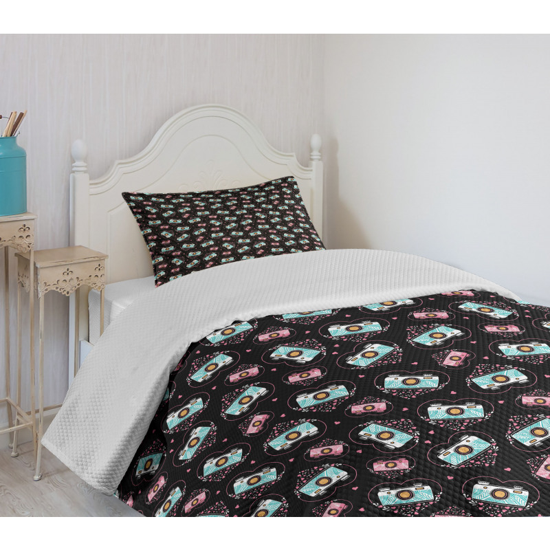 Valentines Romantic Hearts Bedspread Set