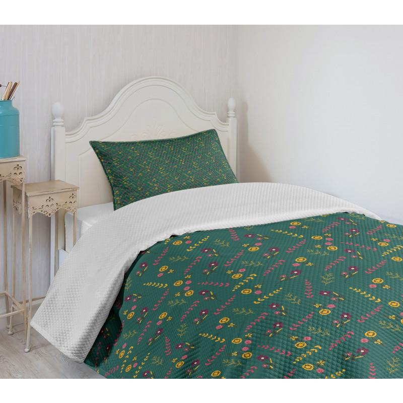 Summer Season Meadow Retro Bedspread Set