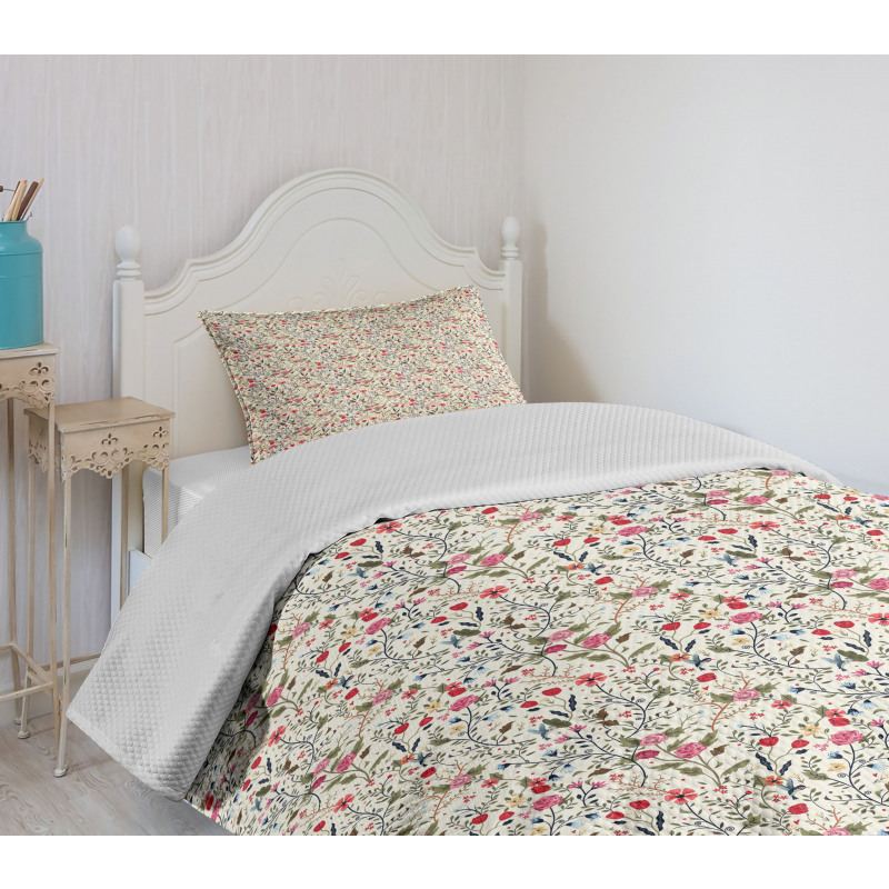 Roses Tulips and Sparrows Bedspread Set