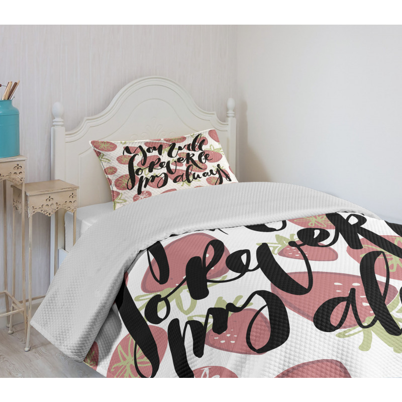 Strawberries Romantic Words Bedspread Set