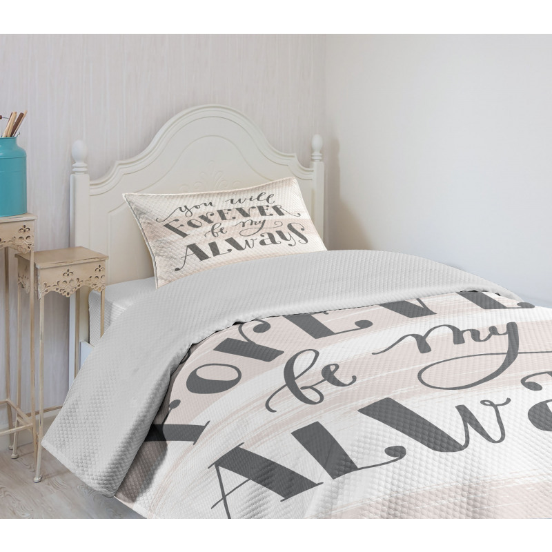 Love Inspiration Strokes Bedspread Set