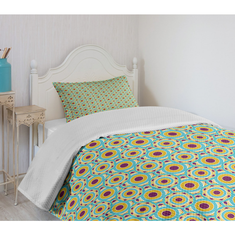 Geometric Modern Rounds Bedspread Set