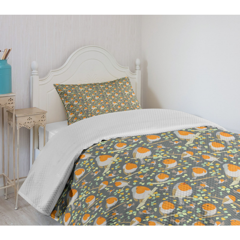 Nursery Style Robin Cartoon Bedspread Set