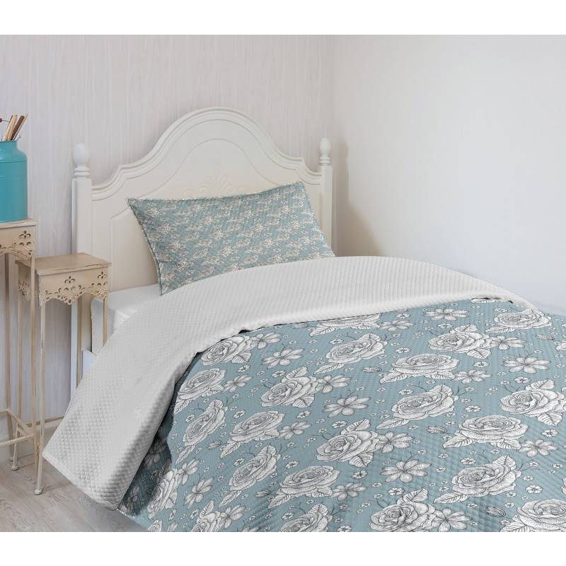 Retro Drawn Blossoms on Blue Bedspread Set