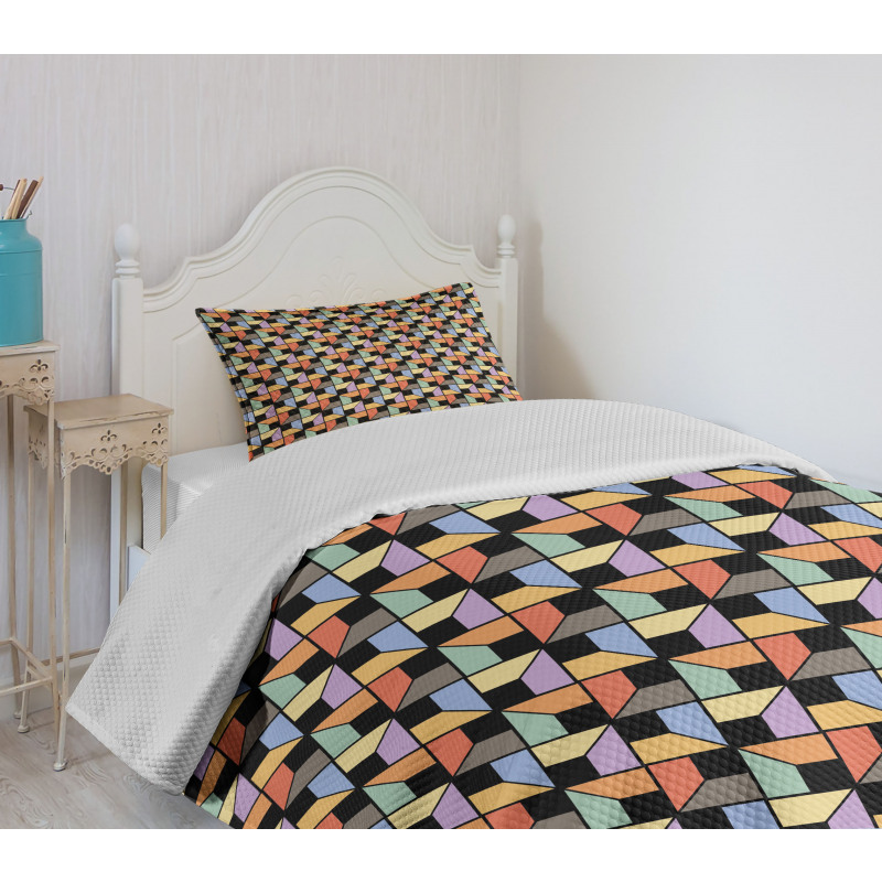 Geometrical Avant Garde Bedspread Set