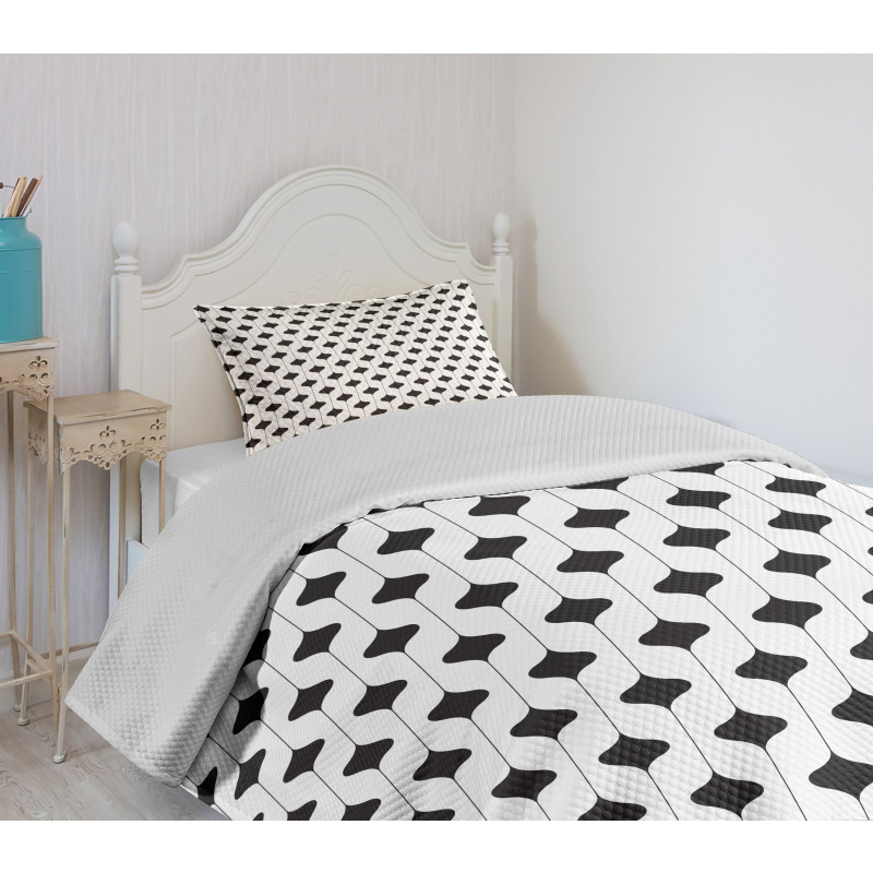 Curve Shape Vertical Lines Bedspread Set