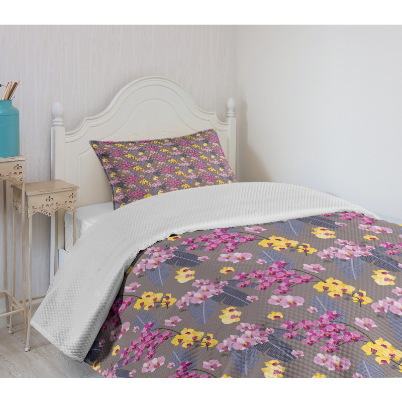 Jungle Wild Petals Island Bedspread Set