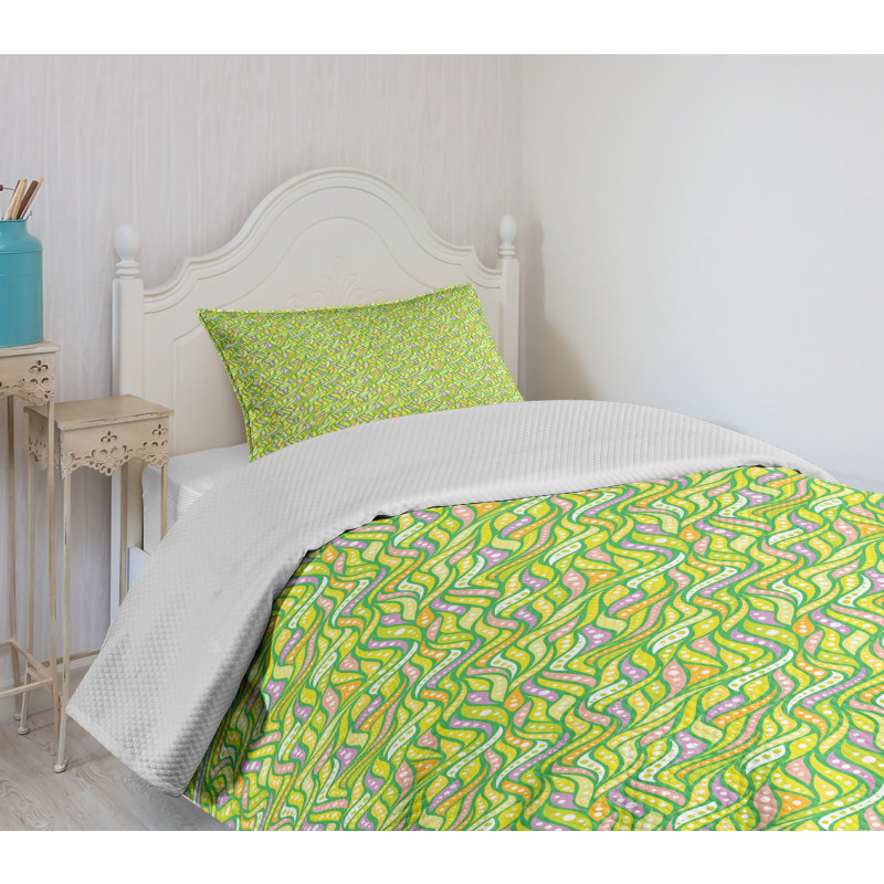 Wavy Stripes with Circles Bedspread Set