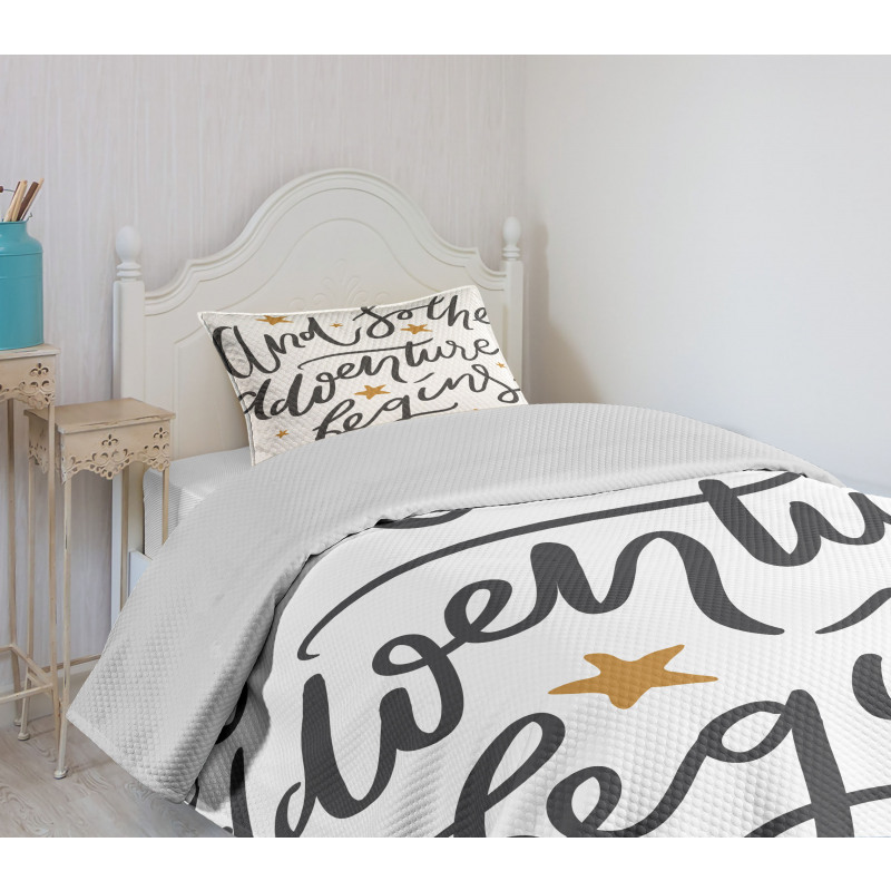 Adventure Begins Message Bedspread Set