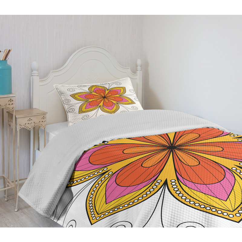 Flower Pattern Swirl Bedspread Set