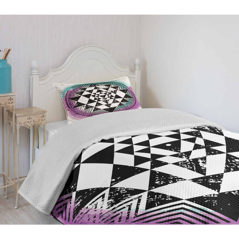 Triangle Watercolors Bedspread Set