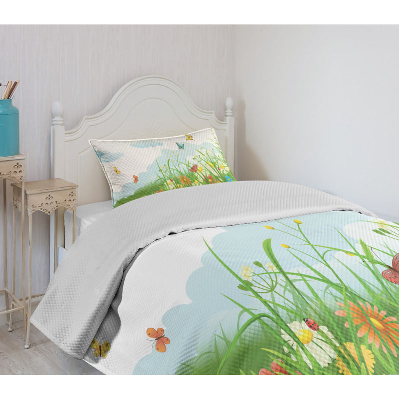 Clouds with Spring Meadow Bedspread Set