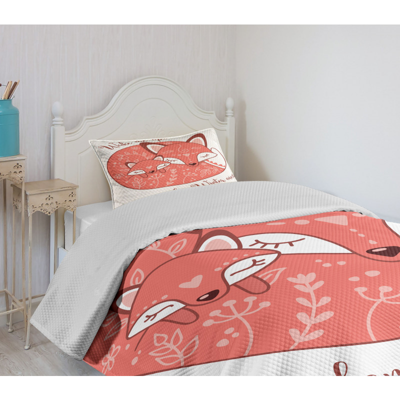 Sleeping Baby Fox and Mother Bedspread Set