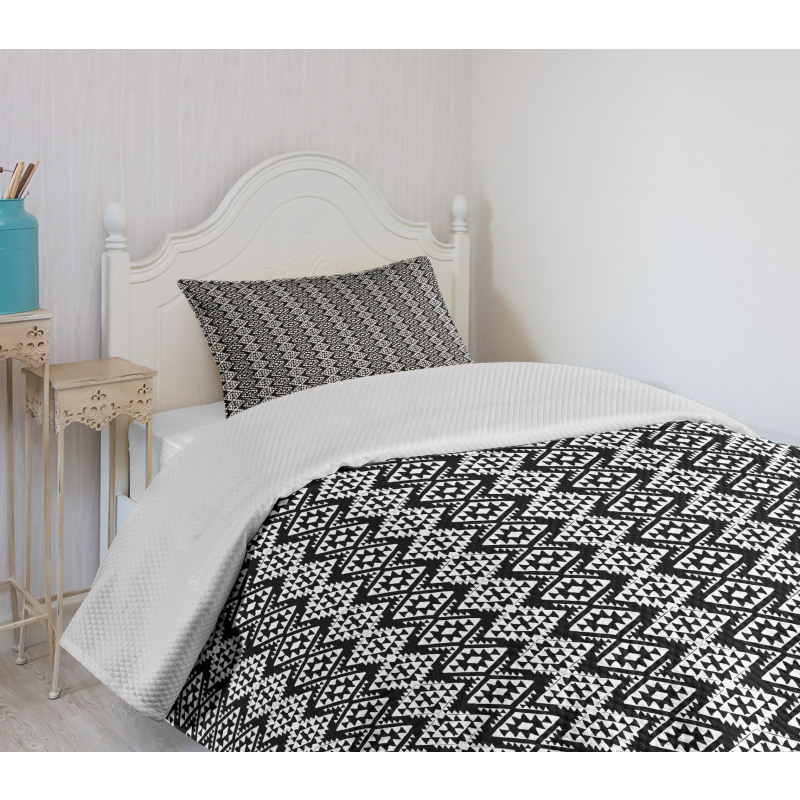 Aztec Motif Bedspread Set