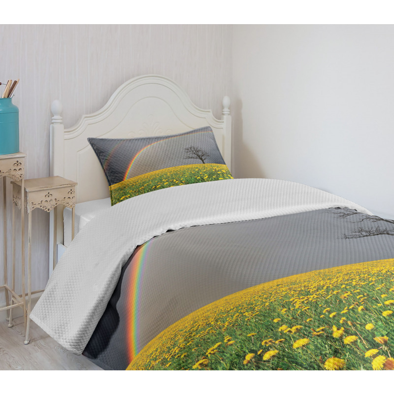 Dandelion Field and Tree Bedspread Set