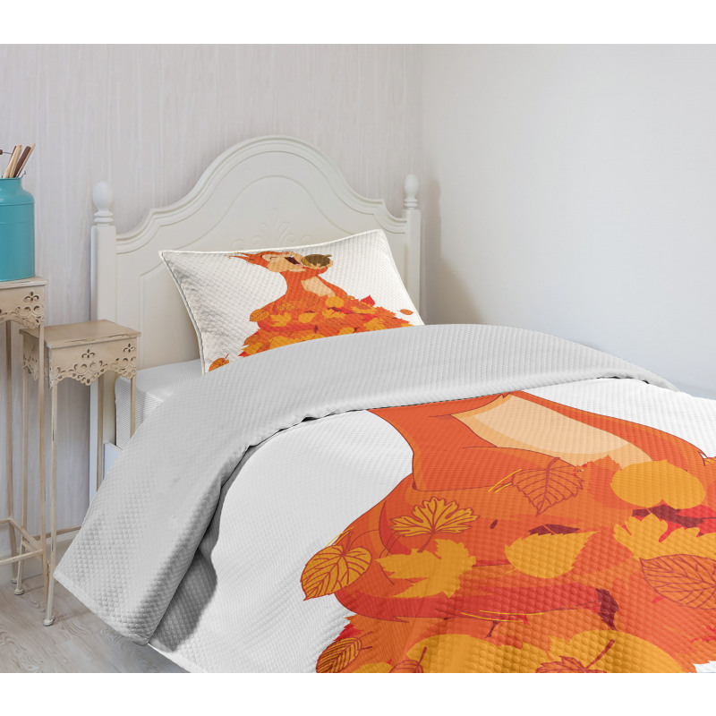 Animal Eating a Nut Bedspread Set