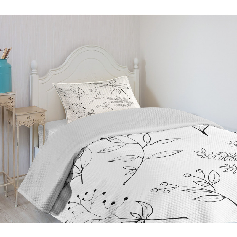 Sketched Botanical Theme Bedspread Set