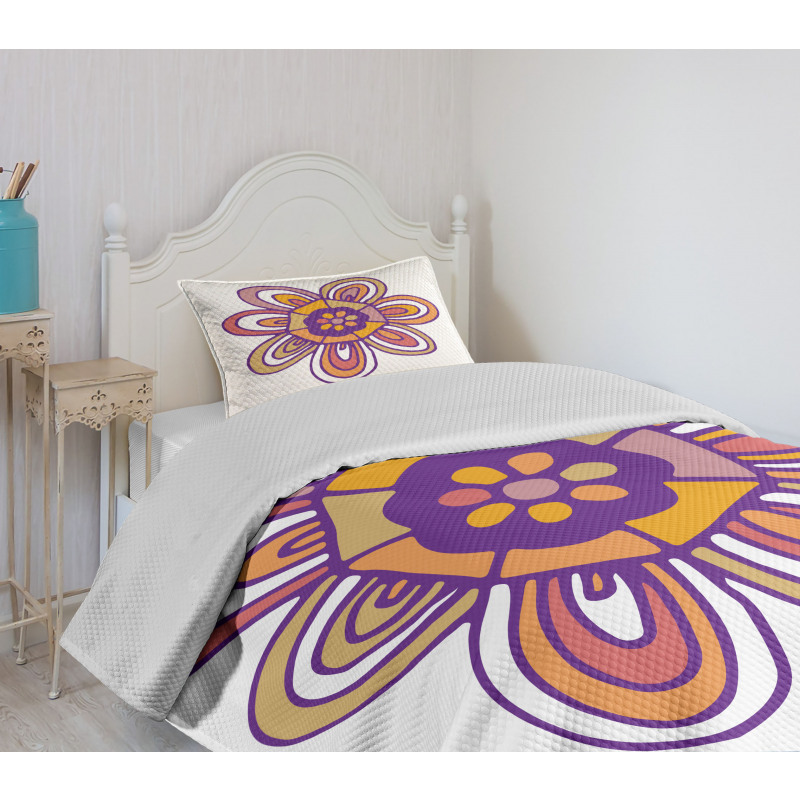 7 Petal Lonely Flower Bedspread Set