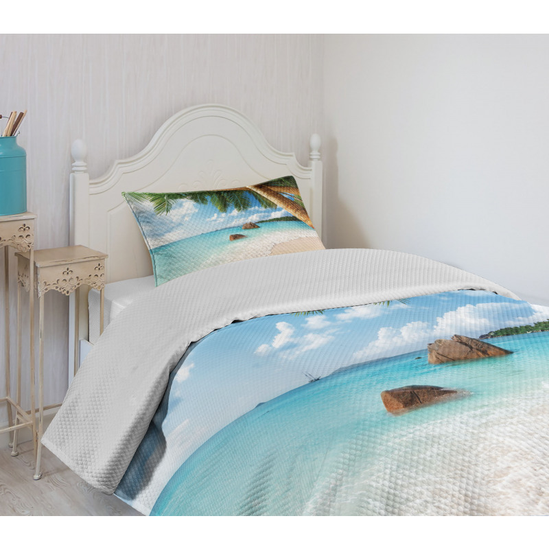 Exotic Palm Tree Ocean Bedspread Set