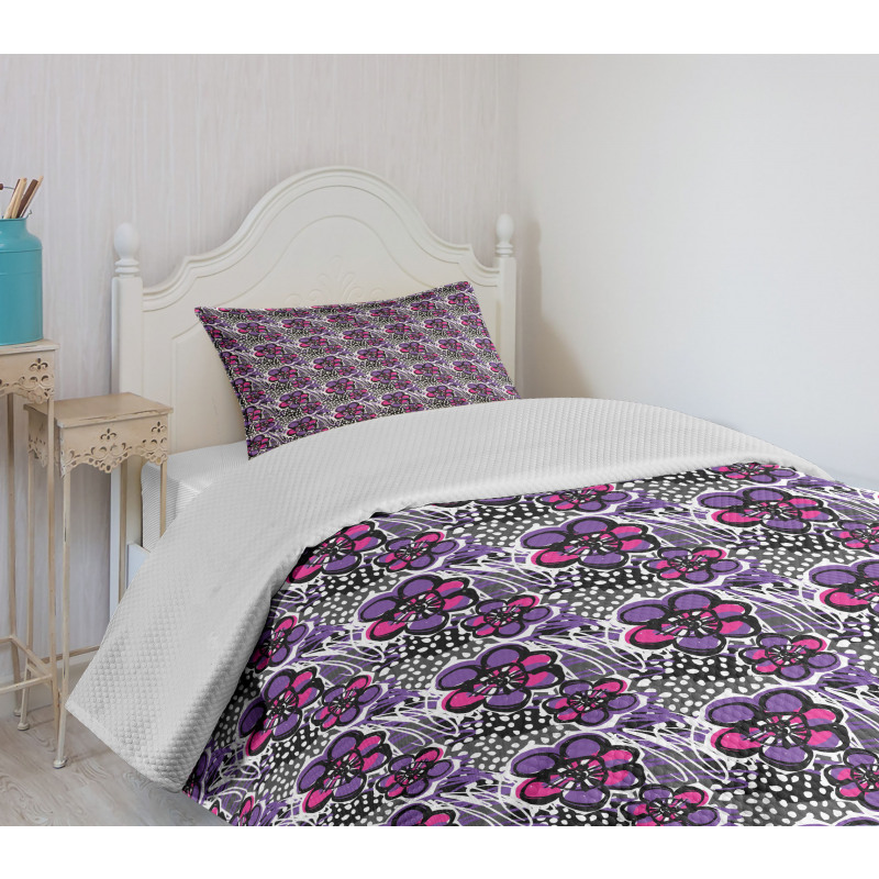 Doodle Style Brush Strokes Bedspread Set