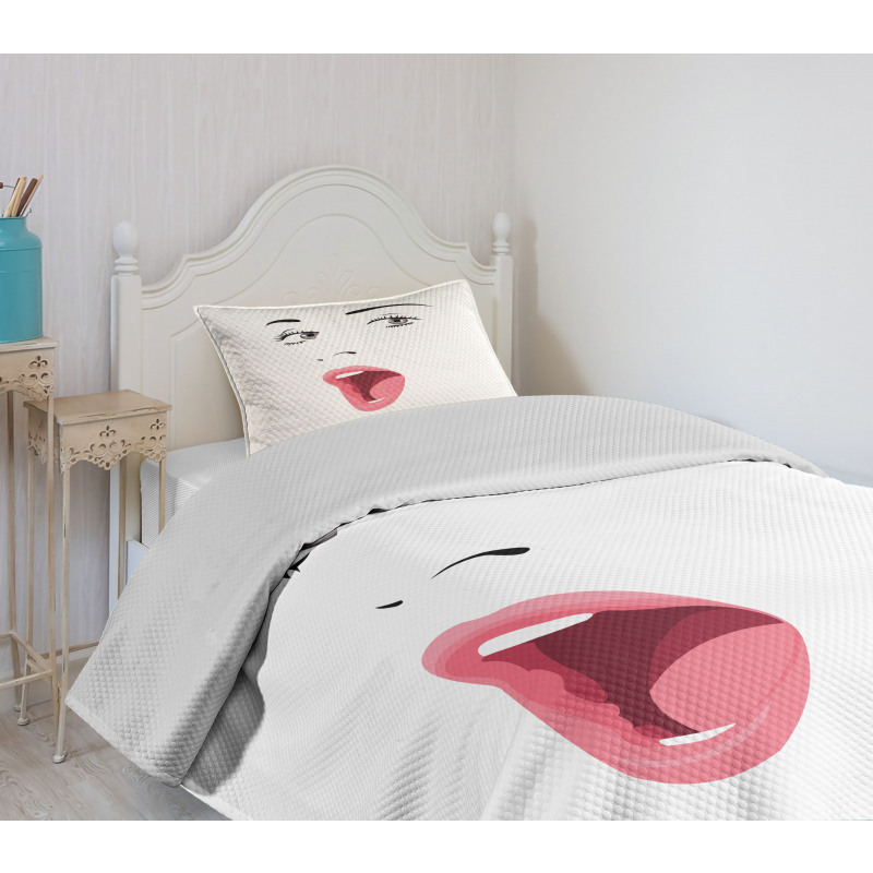 Surprised Facial Expression Bedspread Set