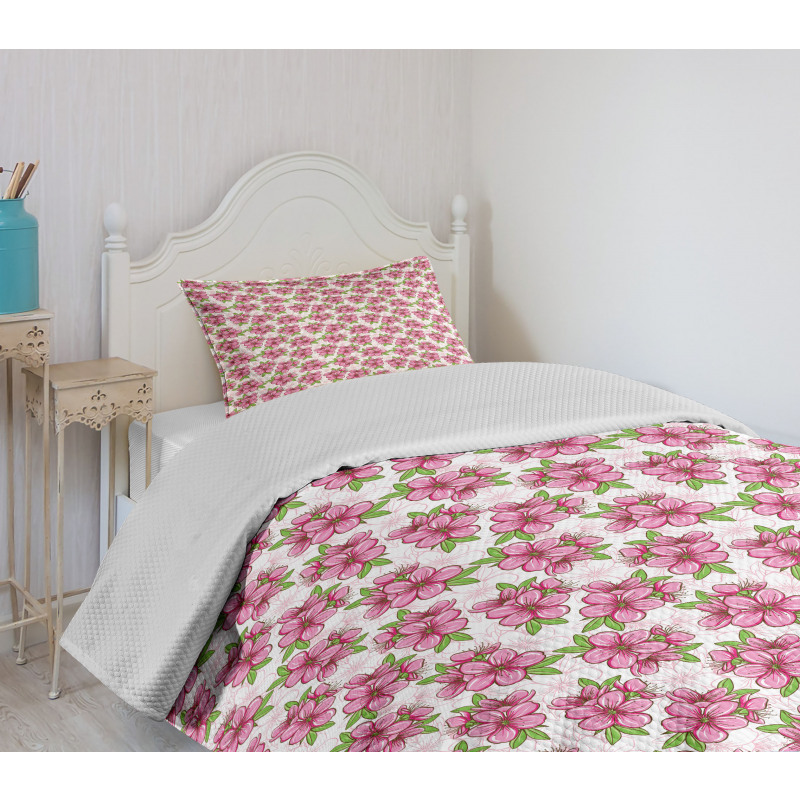 Oriental Flower Bedspread Set