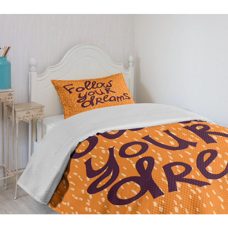 Warm Toned Motivation Design Bedspread Set