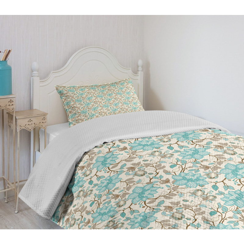 Delicate Flower Branches Bedspread Set