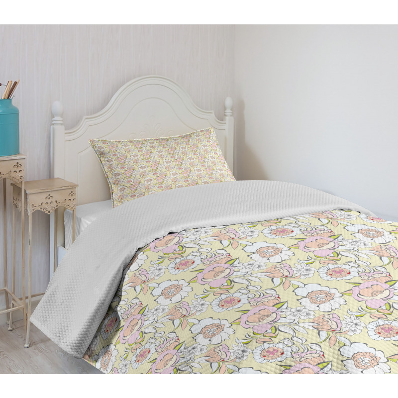 Pastel Tones Flowers Romance Bedspread Set