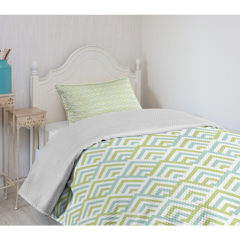 Striped Halved Rhombus Motif Bedspread Set